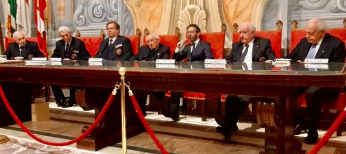 Presentazione del volume “Lottando contro il drago” (CLD Libri, 2020) di Davide Sallustio presso il Palazzo dei Dodici, in Piazza dei Cavalieri, a Pisa. 

29-04-2022
